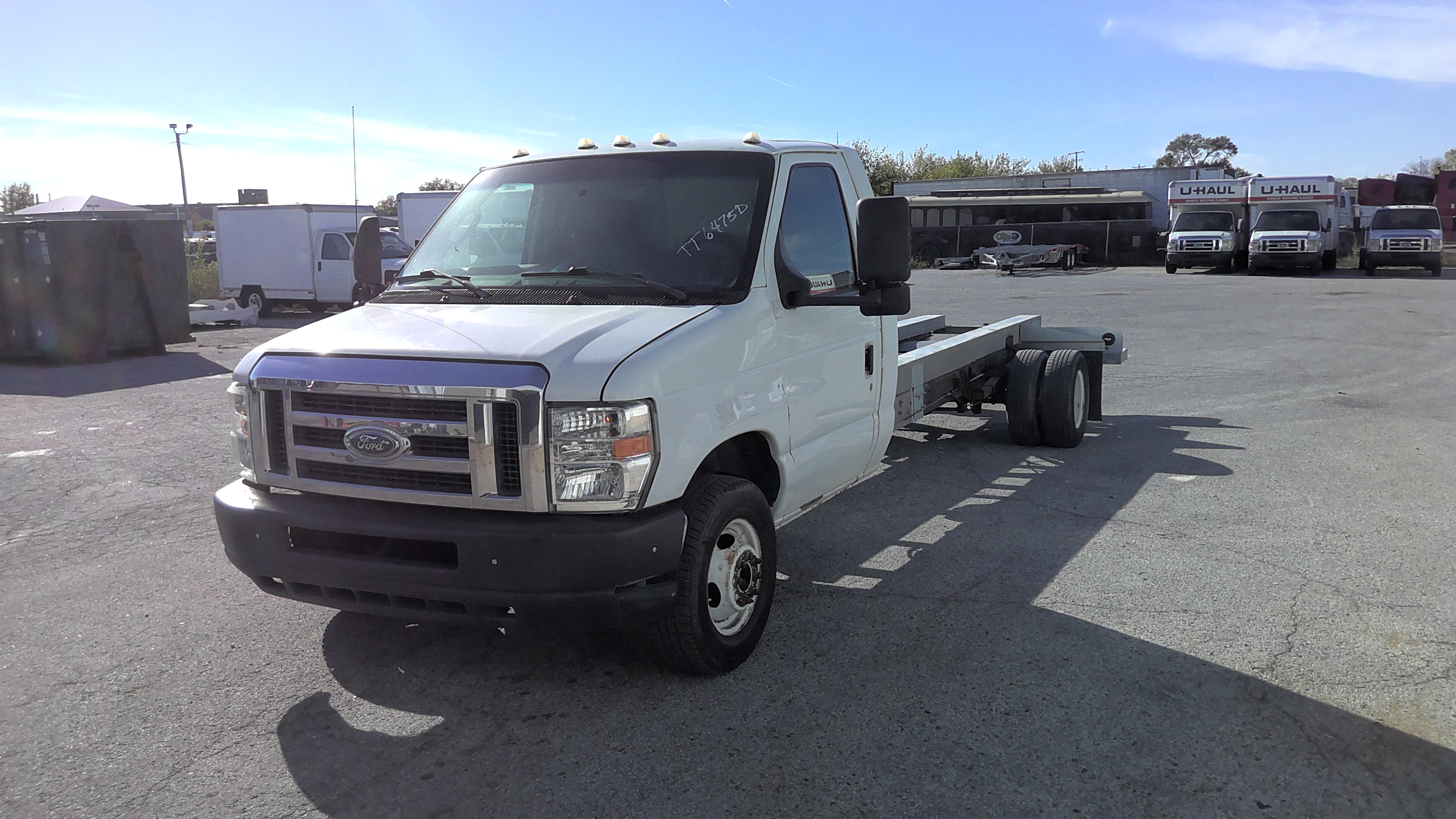 Used 2011 20 ' Cab and Chassis for sale