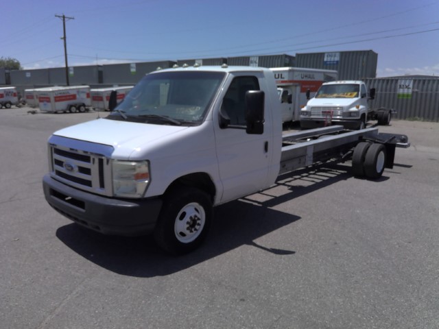 Used 2011 20 ' Cab and Chassis for sale