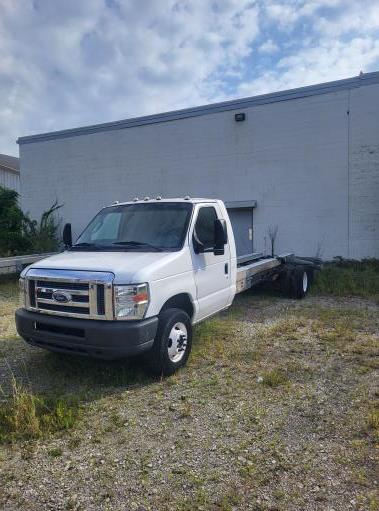 Used 2011 20 ' Cab and Chassis for sale