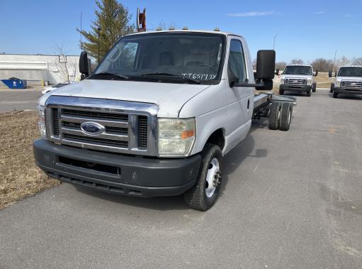 Used 2011 20 ' Cab and Chassis for sale