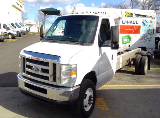 Used 2011 20 ' Cab and Chassis for sale