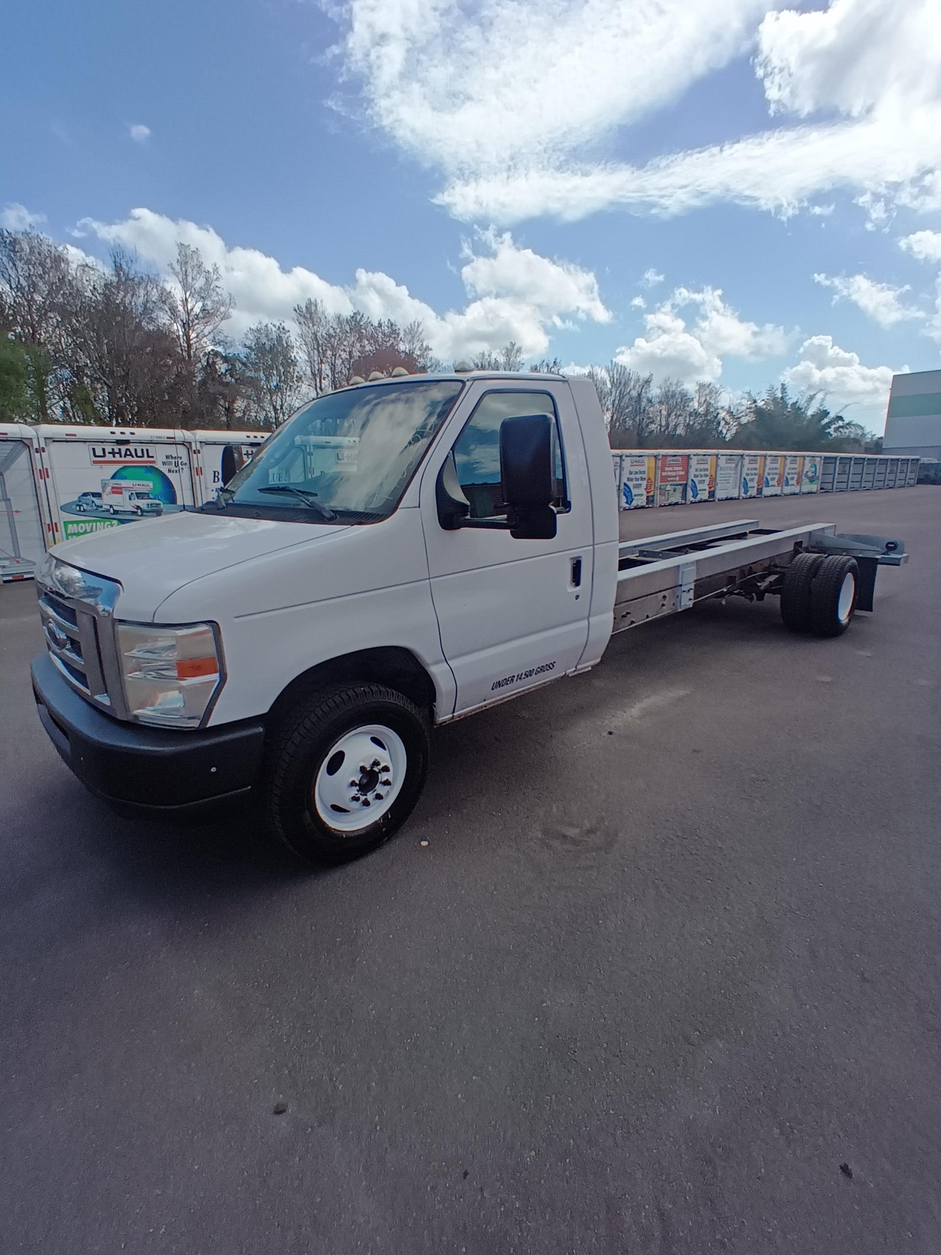 Cabina y chasis 2011 de 20 ft usados para la venta