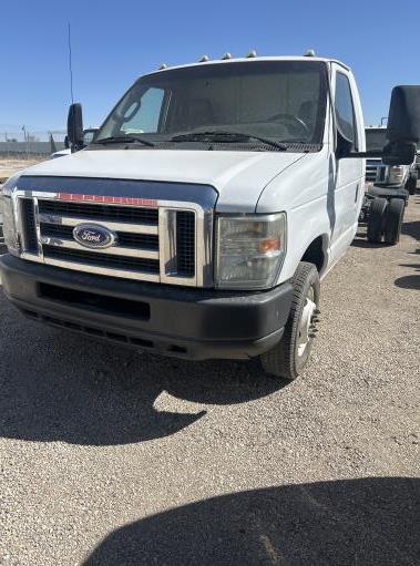 Used 2011 20 ' Cab and Chassis for sale