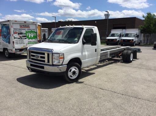 Used 2011 20 ' Cab and Chassis for sale