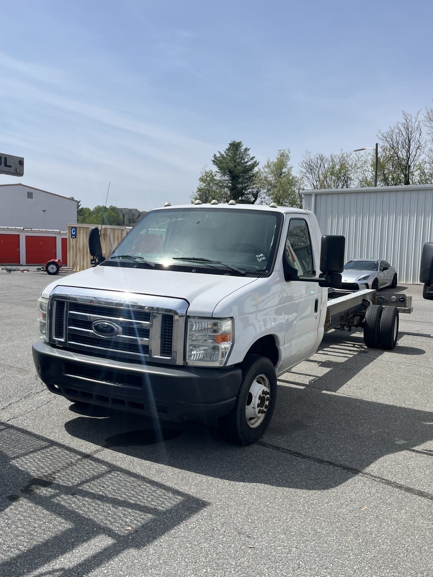 Used 2011 20 ' Cab and Chassis for sale