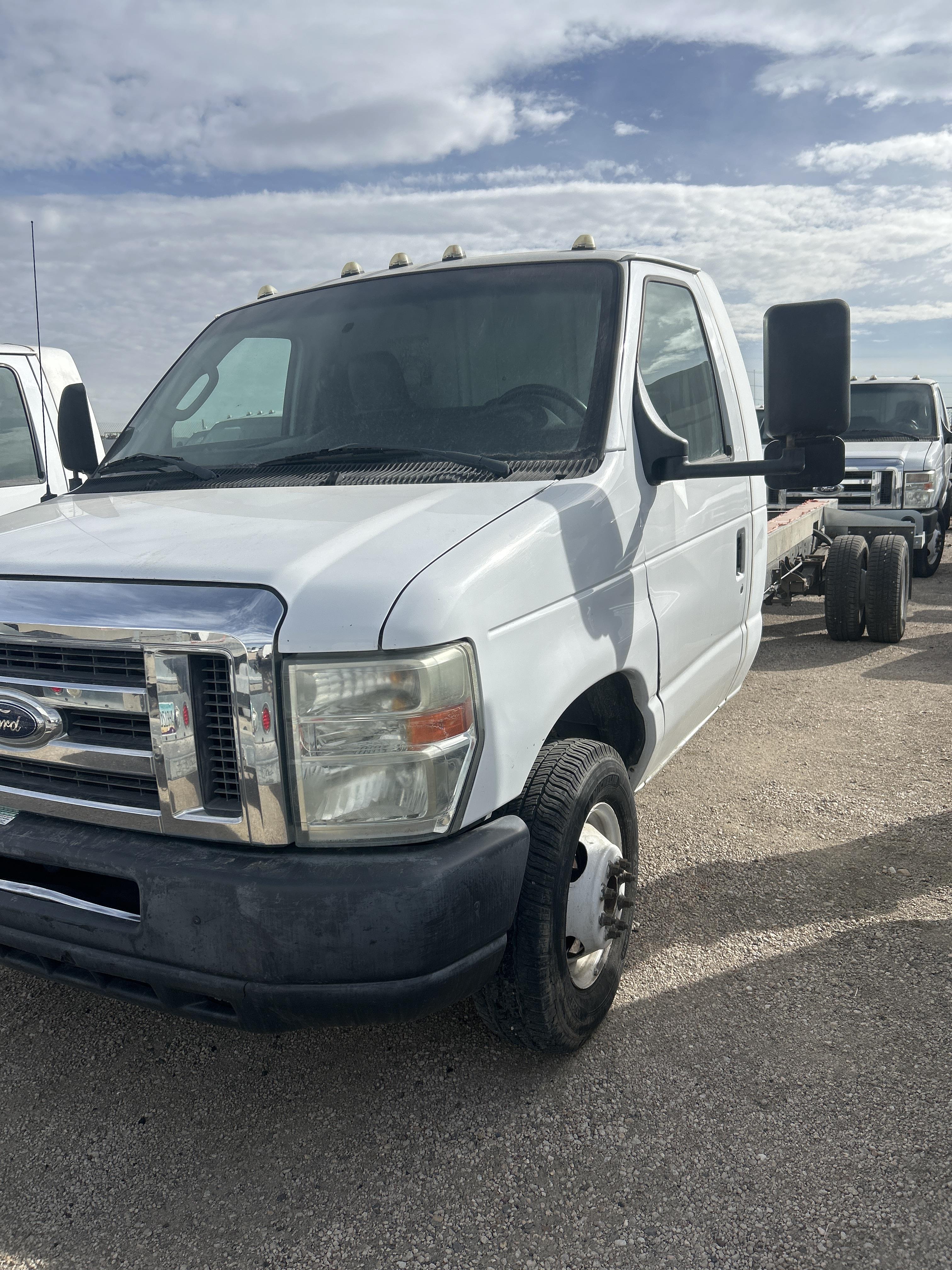 Used 2011 20 ' Cab and Chassis for sale