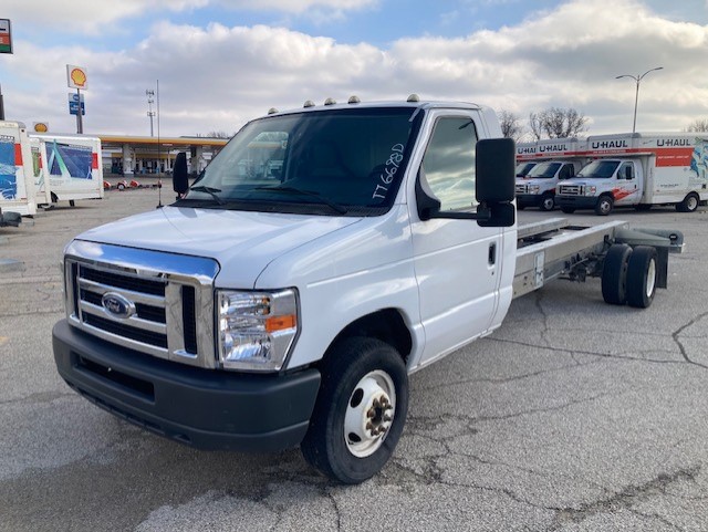 Used 2011 20 ' Cab and Chassis for sale