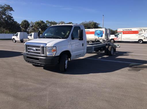 Used 2011 20 ' Cab and Chassis for sale