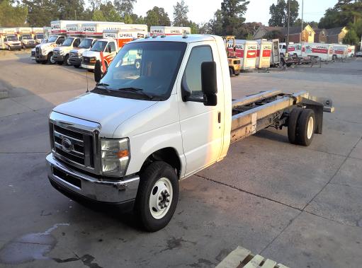Used 2011 20 ' Cab and Chassis for sale
