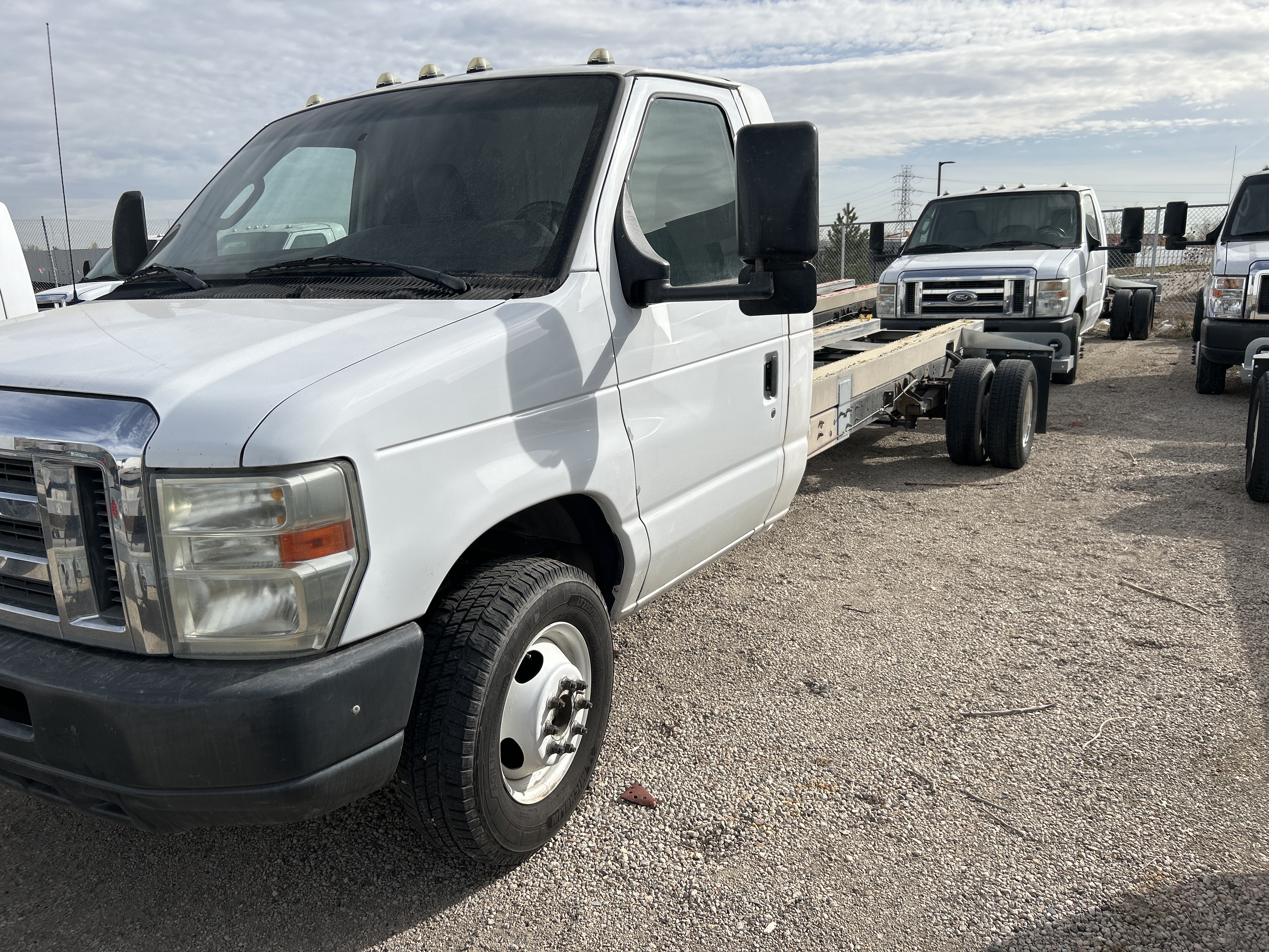 Used 2011 20 ' Cab and Chassis for sale