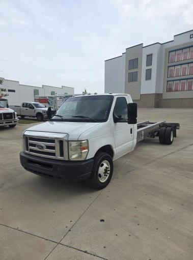 Used 2011 20 ' Cab and Chassis for sale