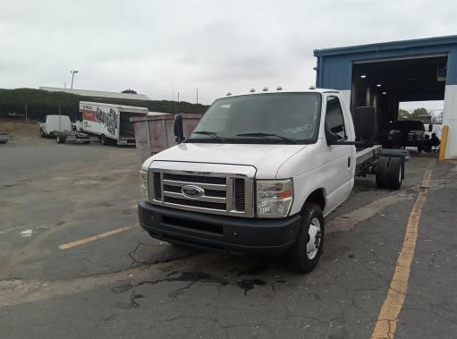 Used 2011 20 ' Cab and Chassis for sale