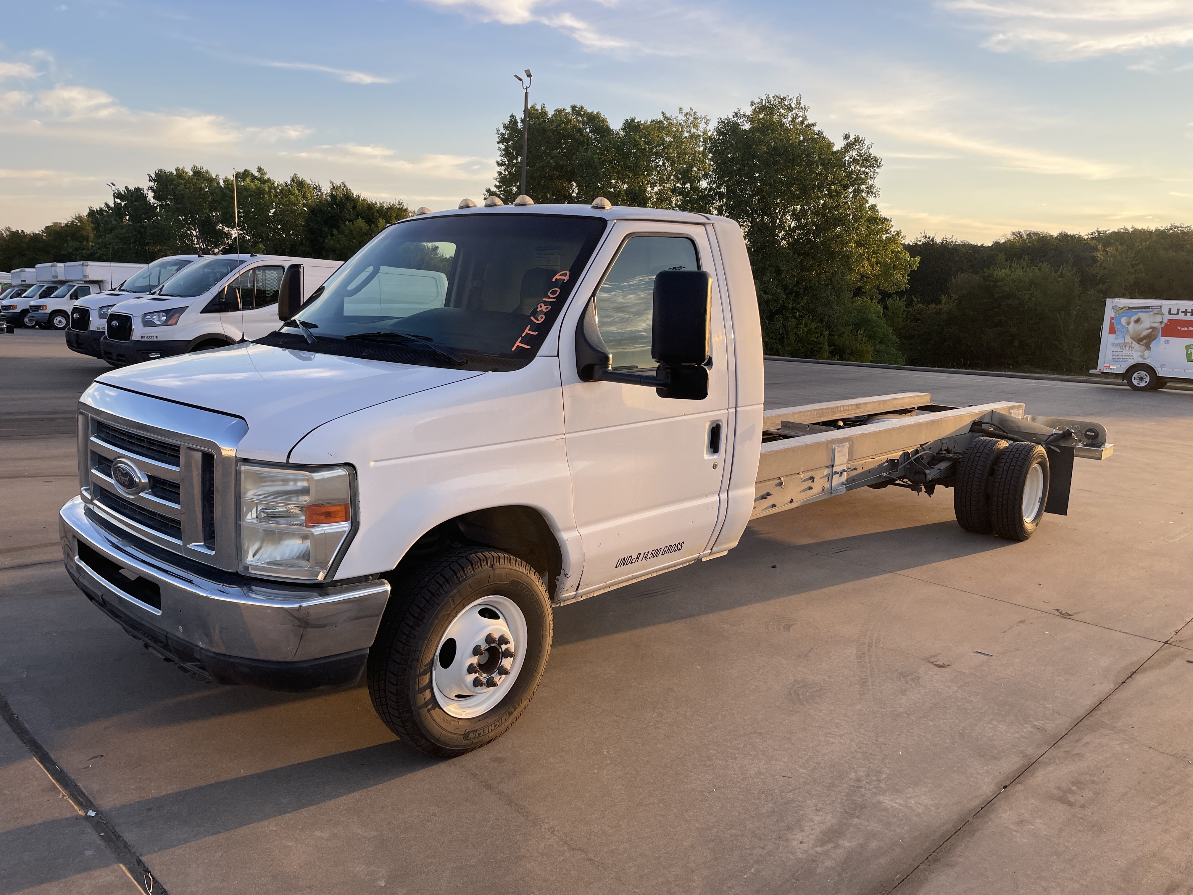 Used 2011 20 ' Cab and Chassis for sale