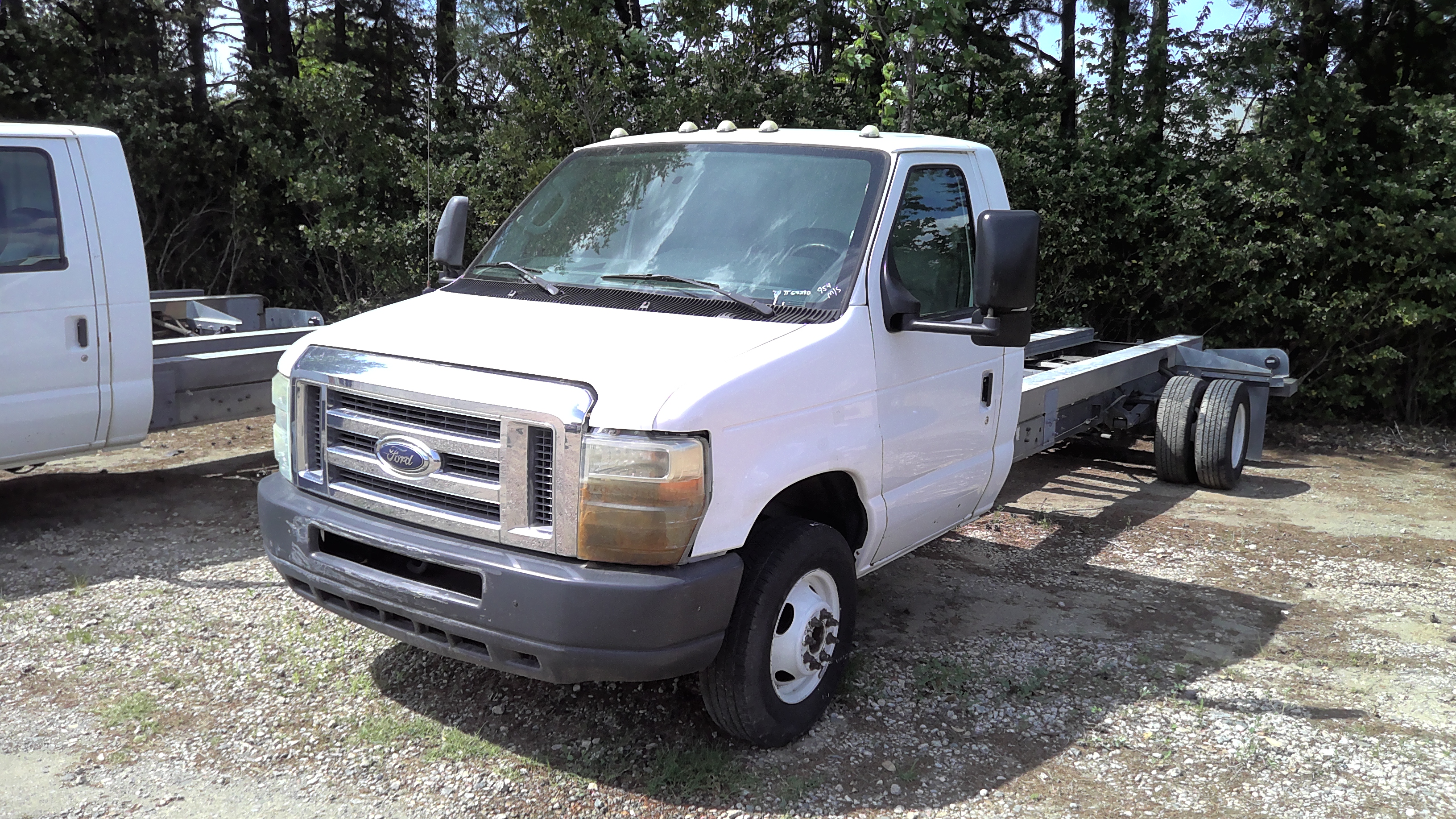 Used 2011 20 ' Cab and Chassis for sale