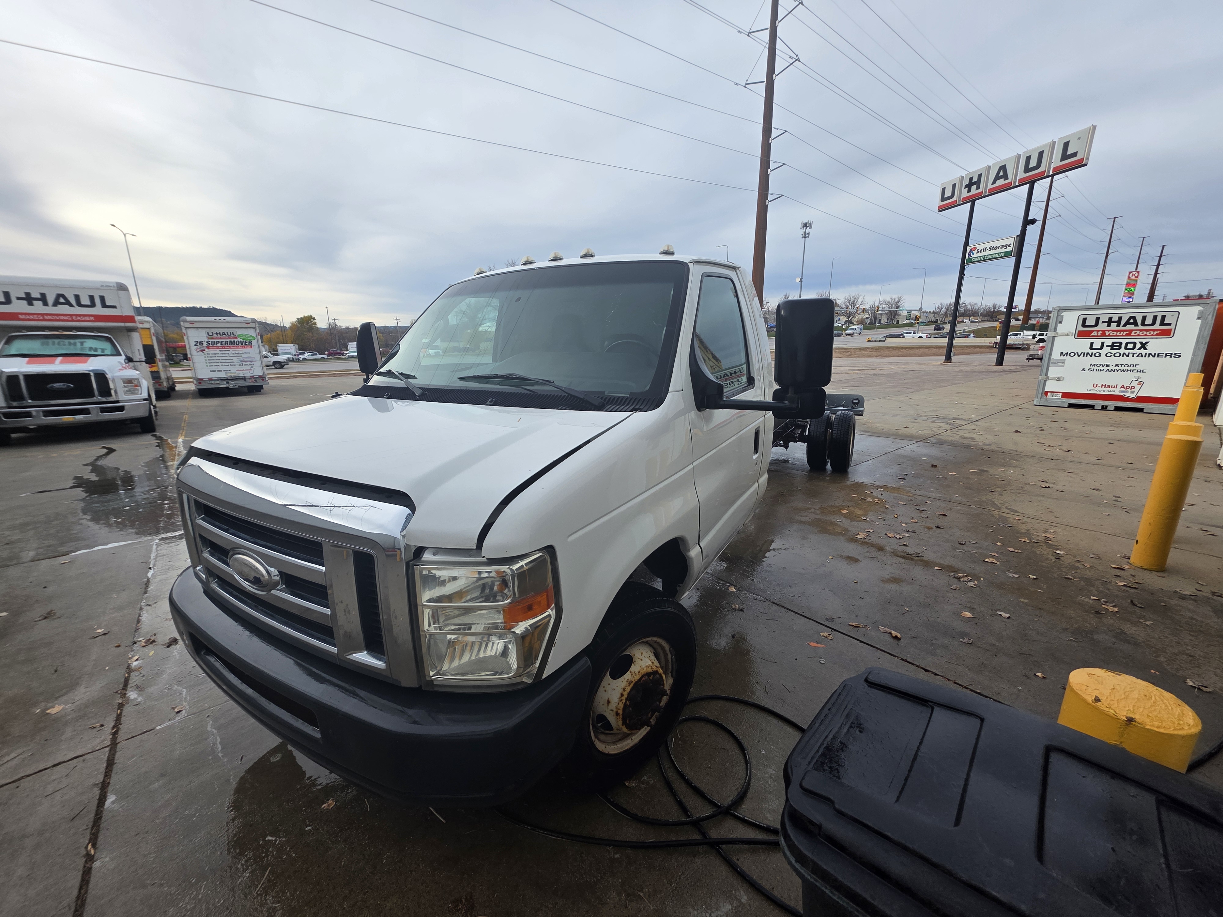 Used 2011 20 ' Cab and Chassis for sale