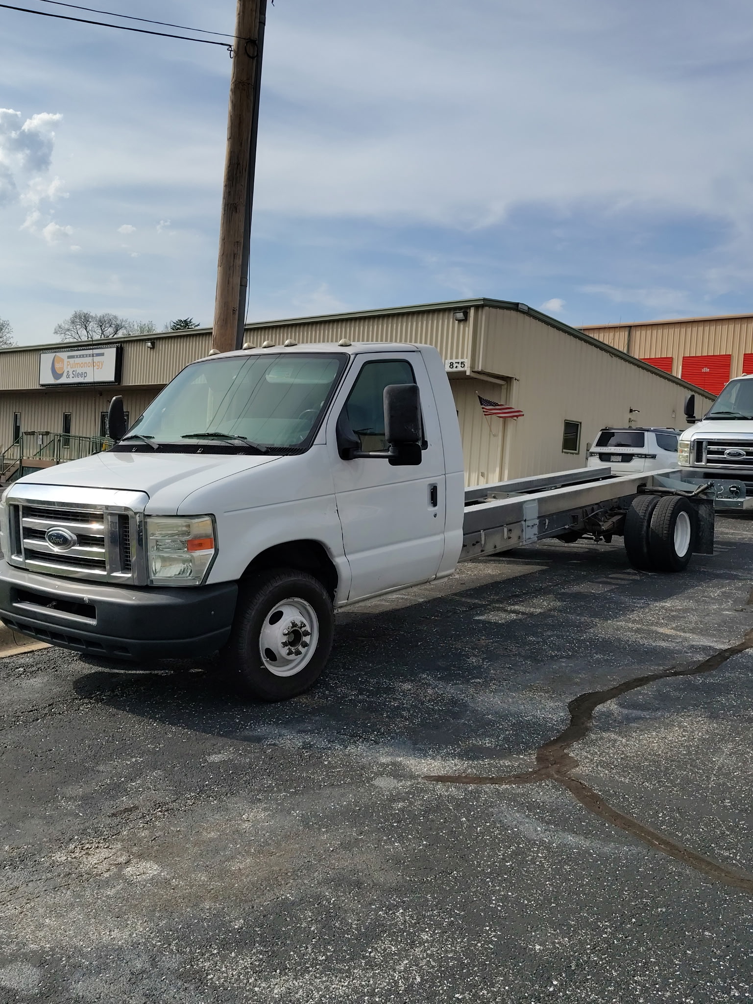 Used 2011 20 ' Cab and Chassis for sale