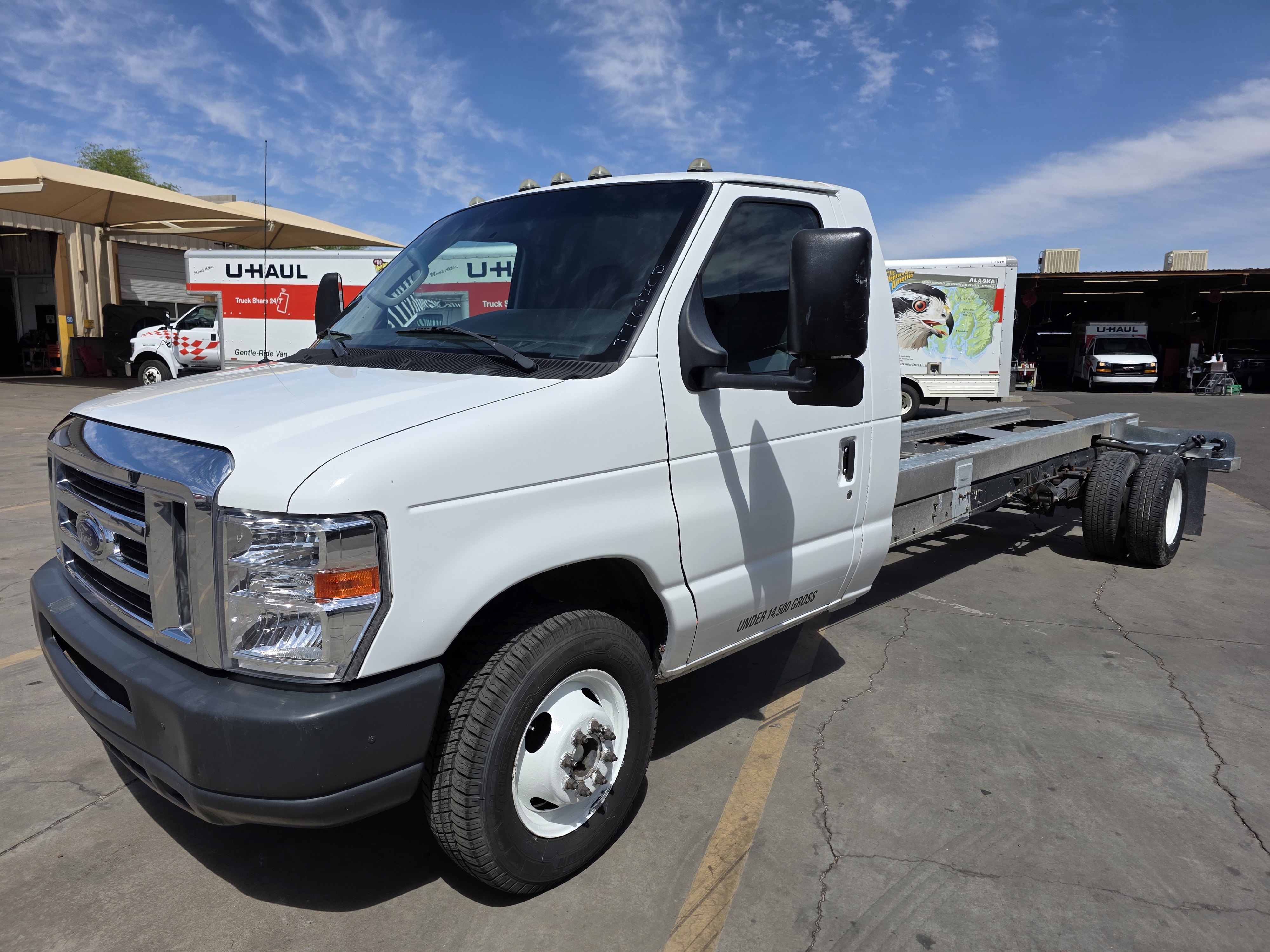 Used 2011 20 ' Cab and Chassis for sale