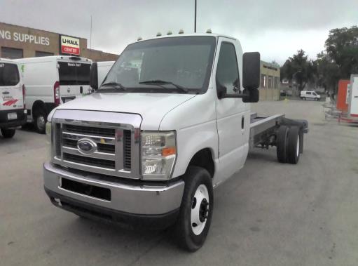 Used 2011 20 ' Cab and Chassis for sale