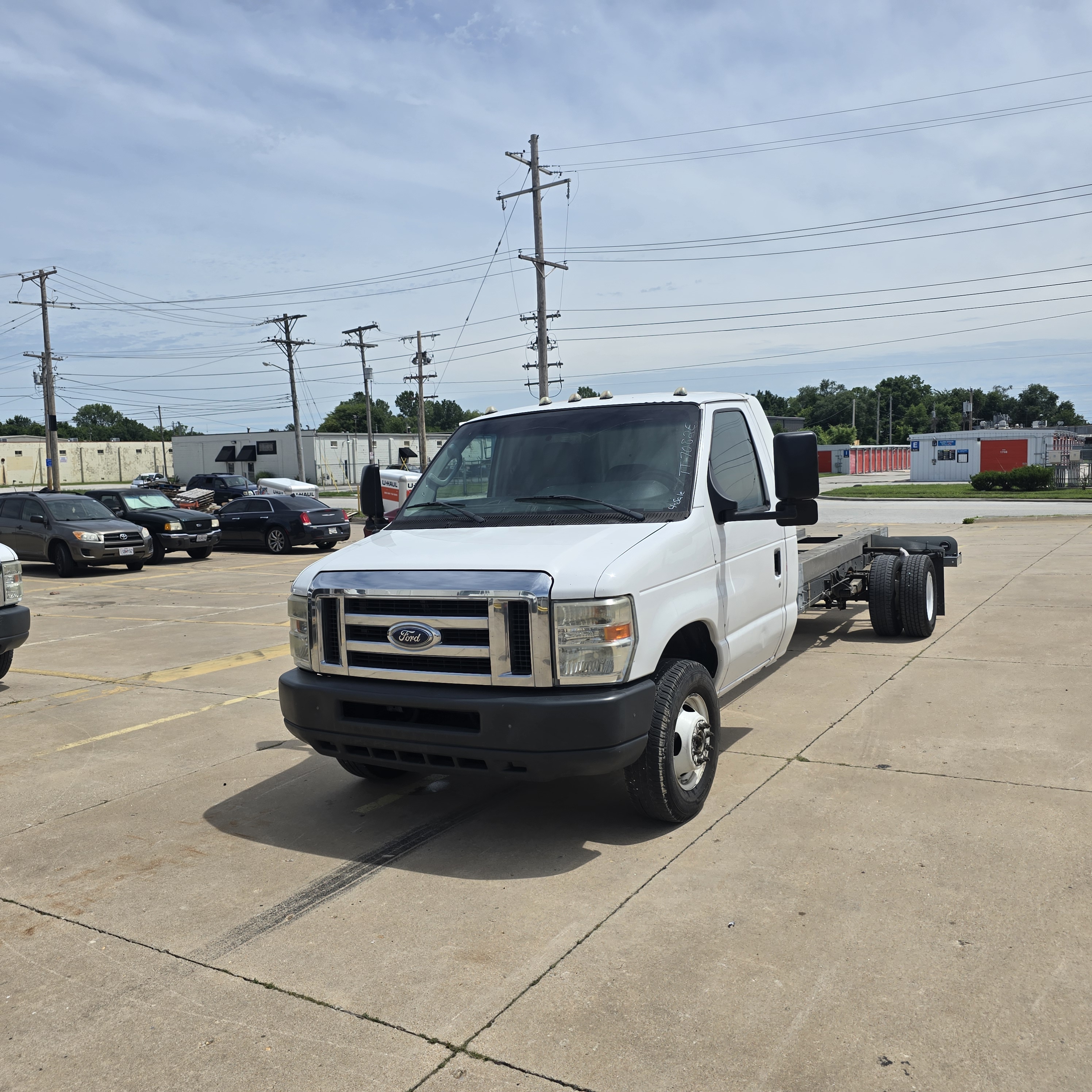 Used 2013 20 ' Cab and Chassis for sale