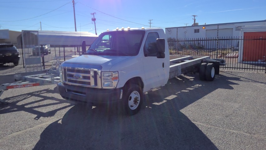 Used 2011 20 ' Cab and Chassis for sale