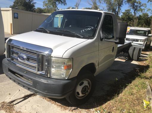 Used 2011 20 ' Cab and Chassis for sale