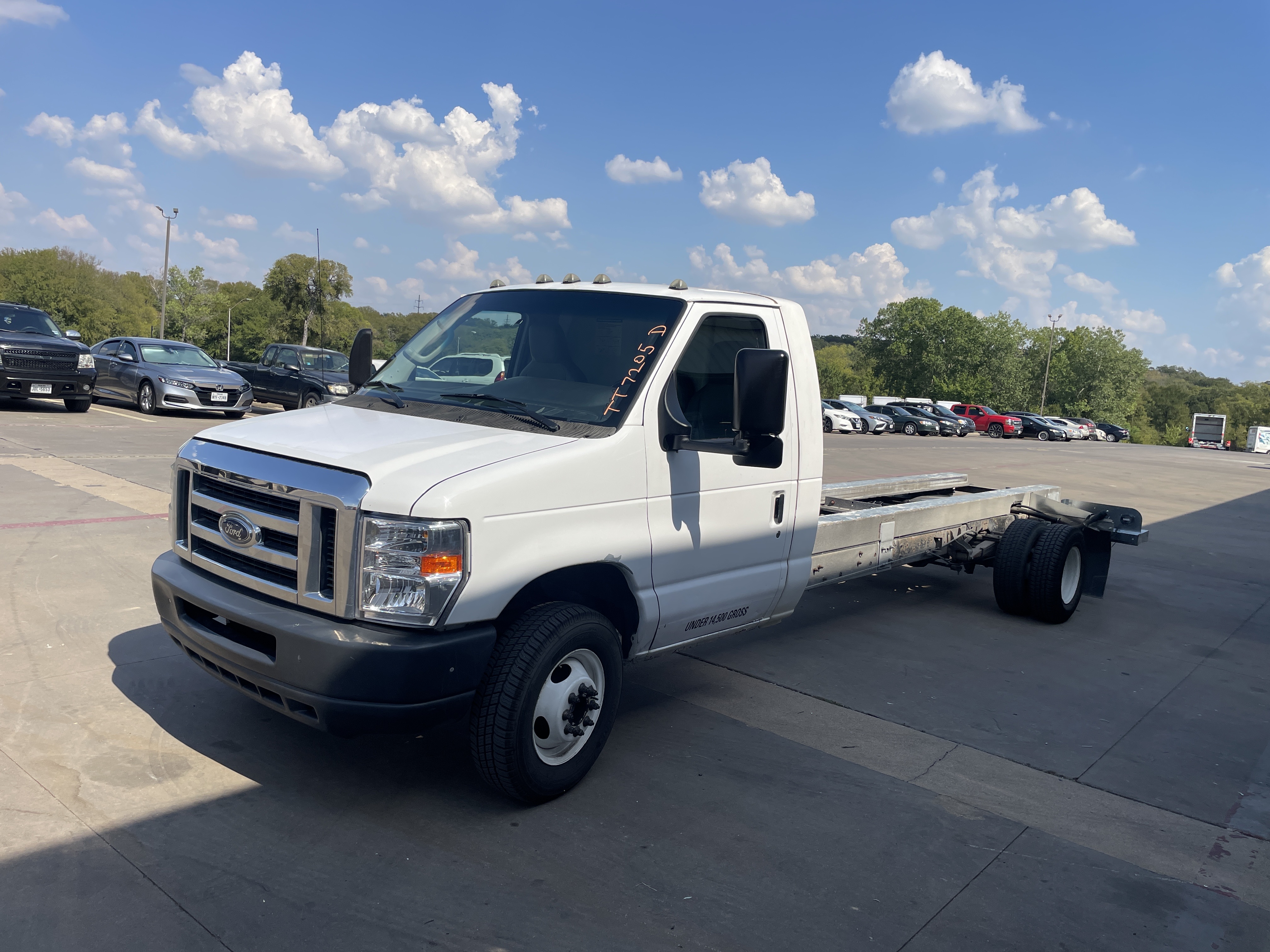 Used 2011 20 ' Cab and Chassis for sale