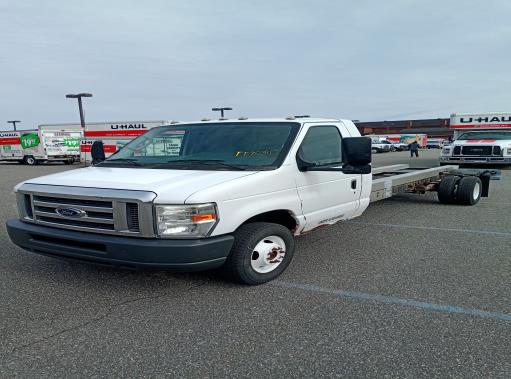 Used 2011 20 ' Cab and Chassis for sale