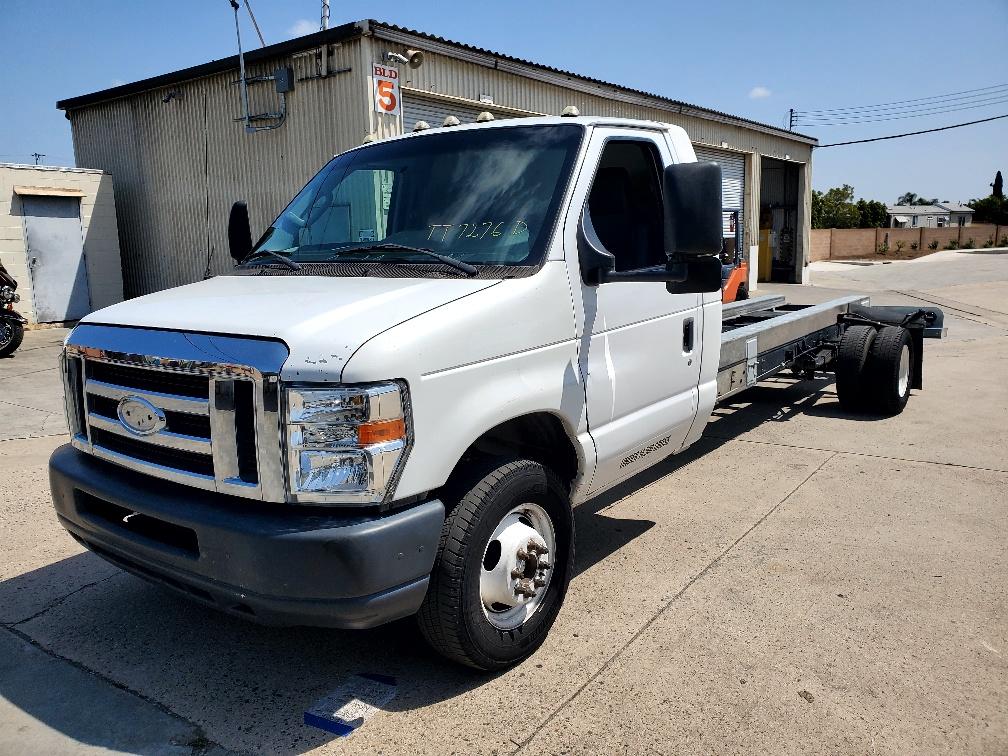 Used 2011 20 ' Cab and Chassis for sale