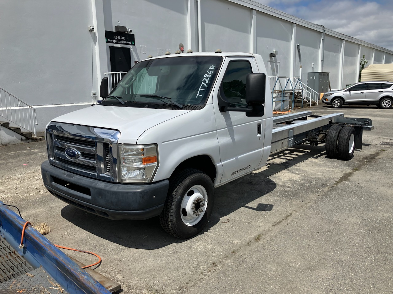 Used 2011 20 ' Cab and Chassis for sale