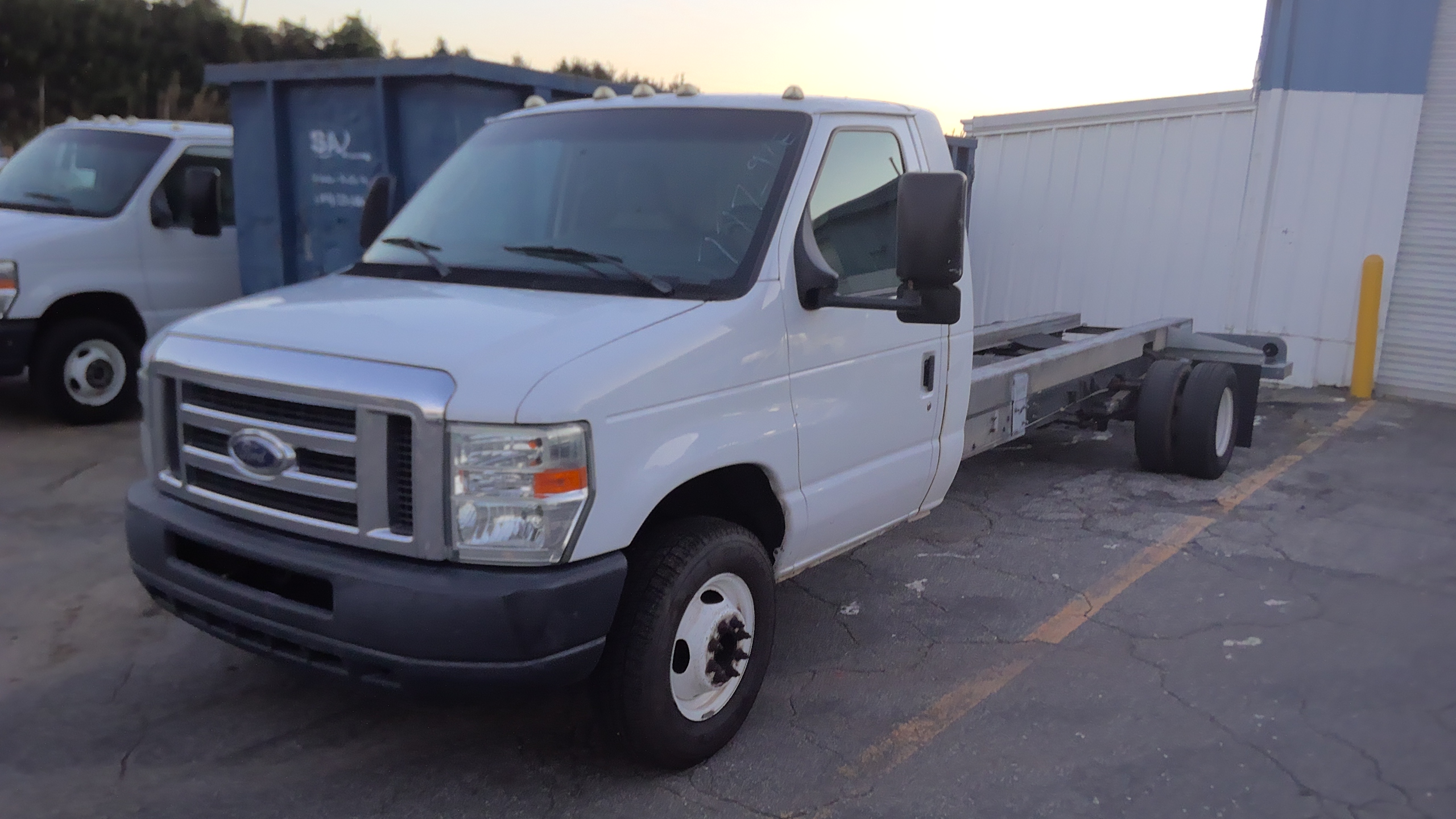 Used 2013 20 ' Cab and Chassis for sale