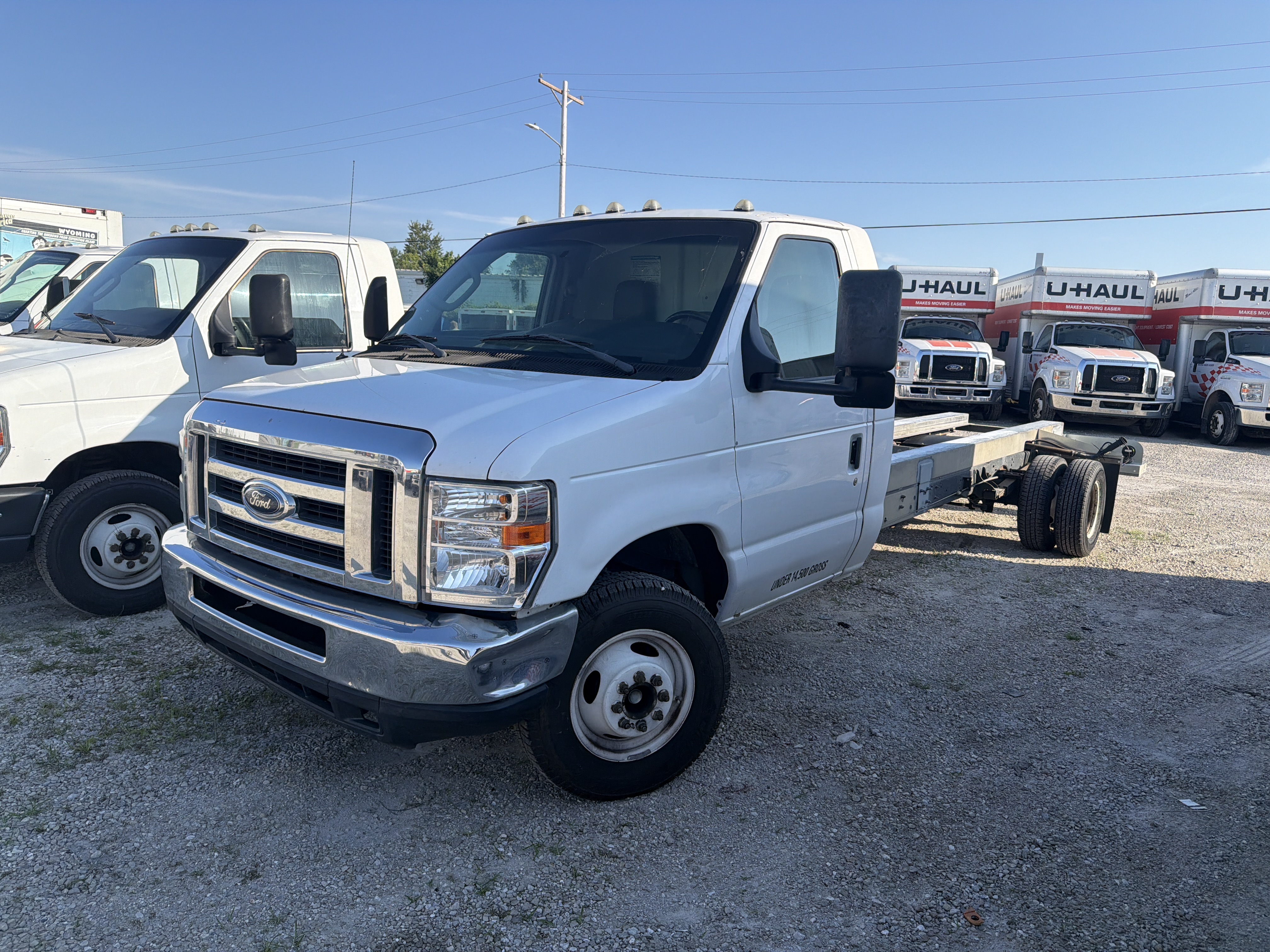 Used 2013 20 ' Cab and Chassis for sale