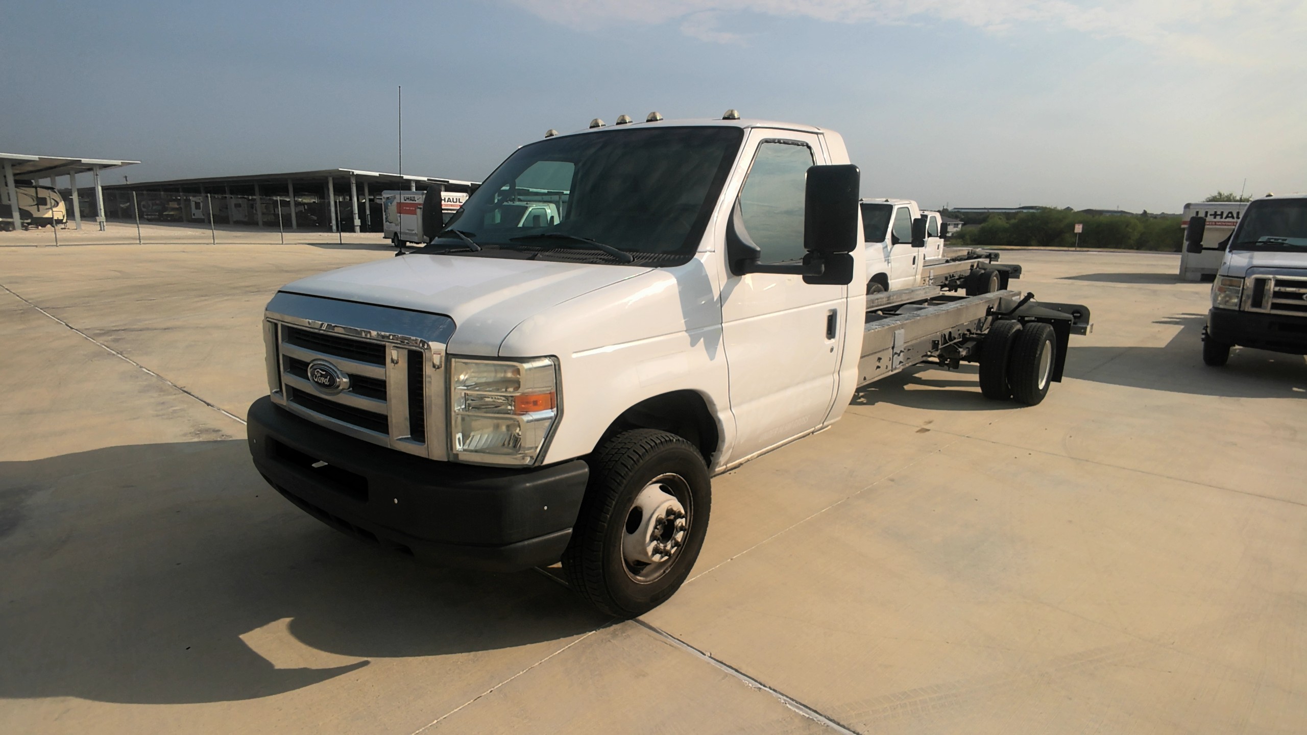 Used 2011 20 ' Cab and Chassis for sale