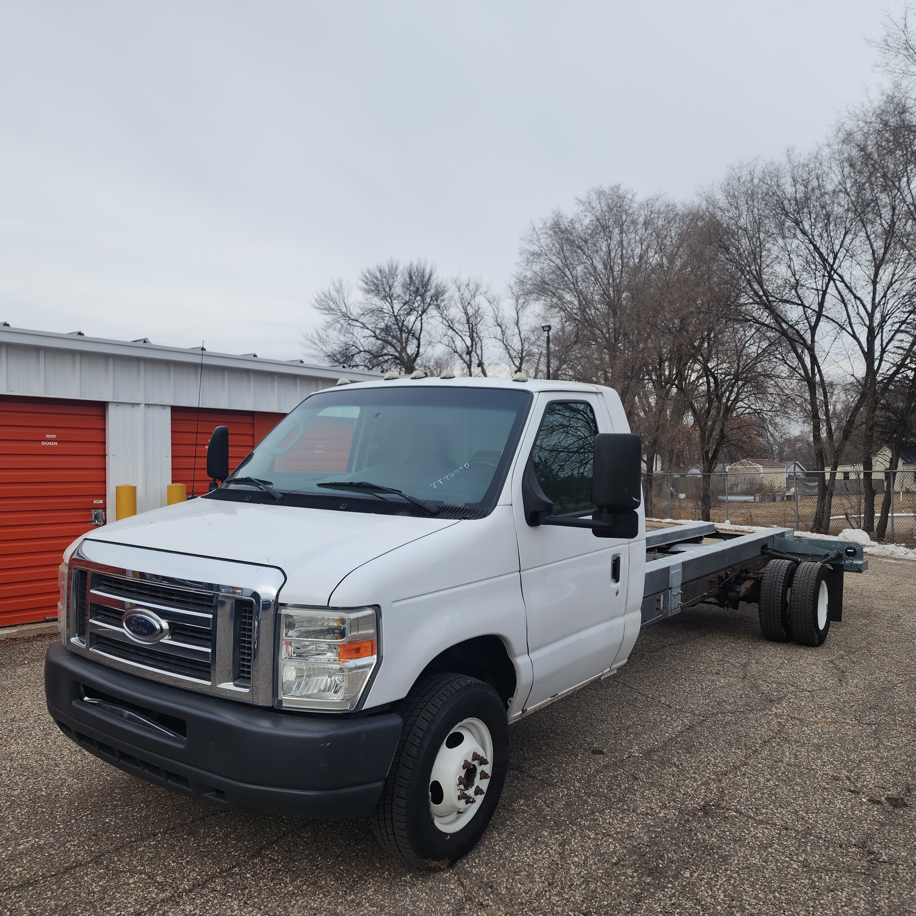 Used 2011 20 ' Cab and Chassis for sale