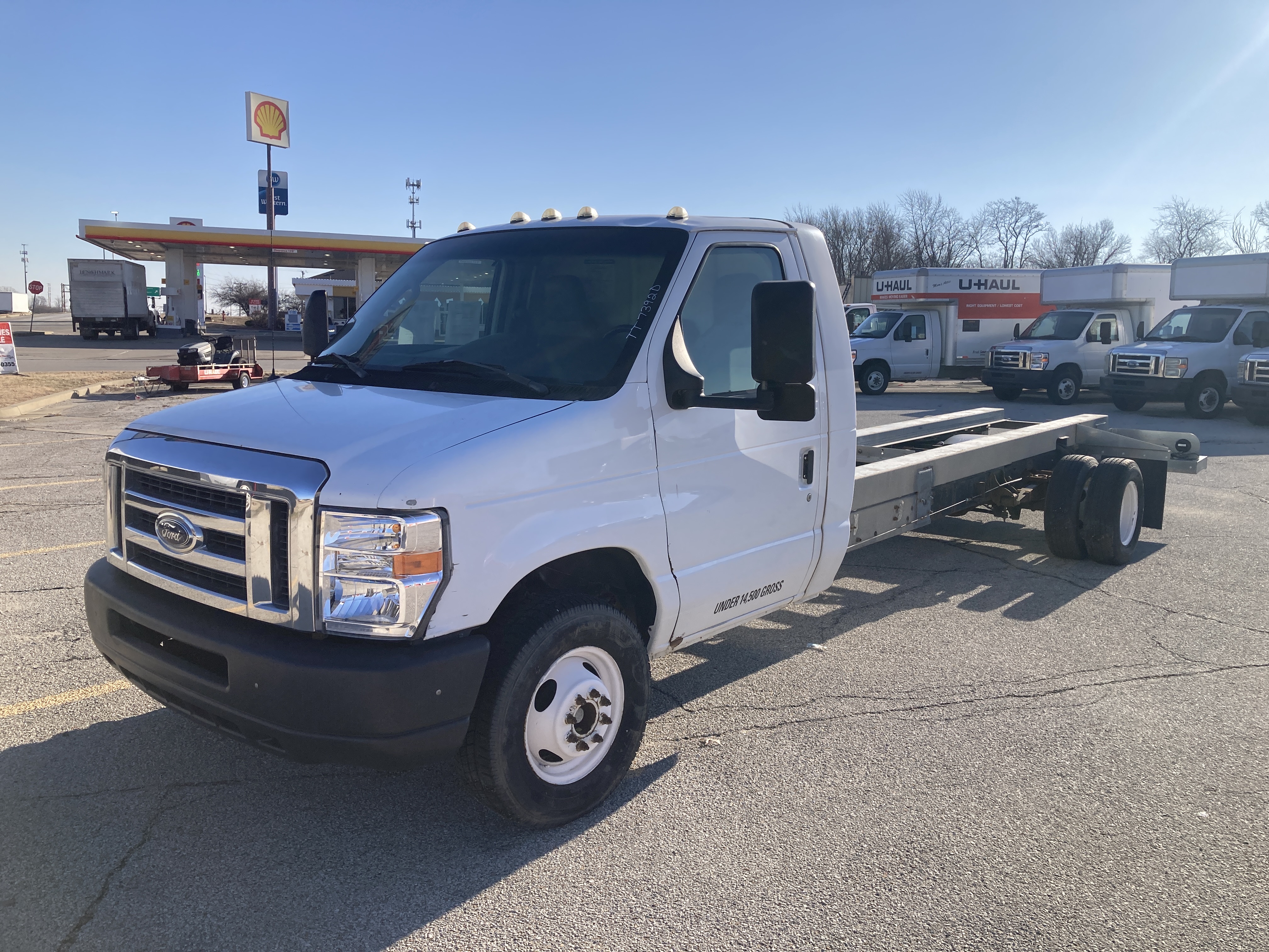 Used 2011 20 ' Cab and Chassis for sale