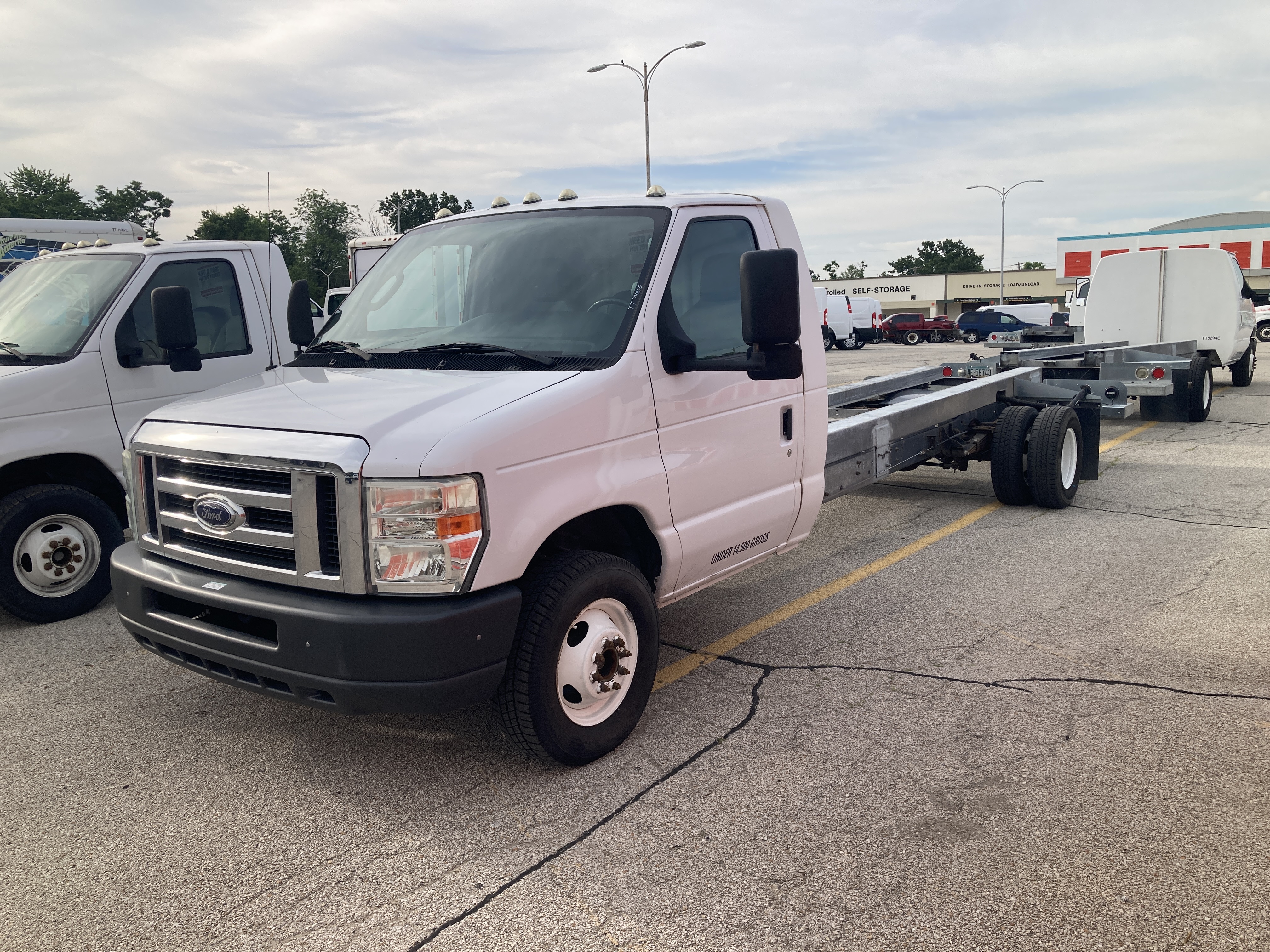 Used 2013 20 ' Cab and Chassis for sale