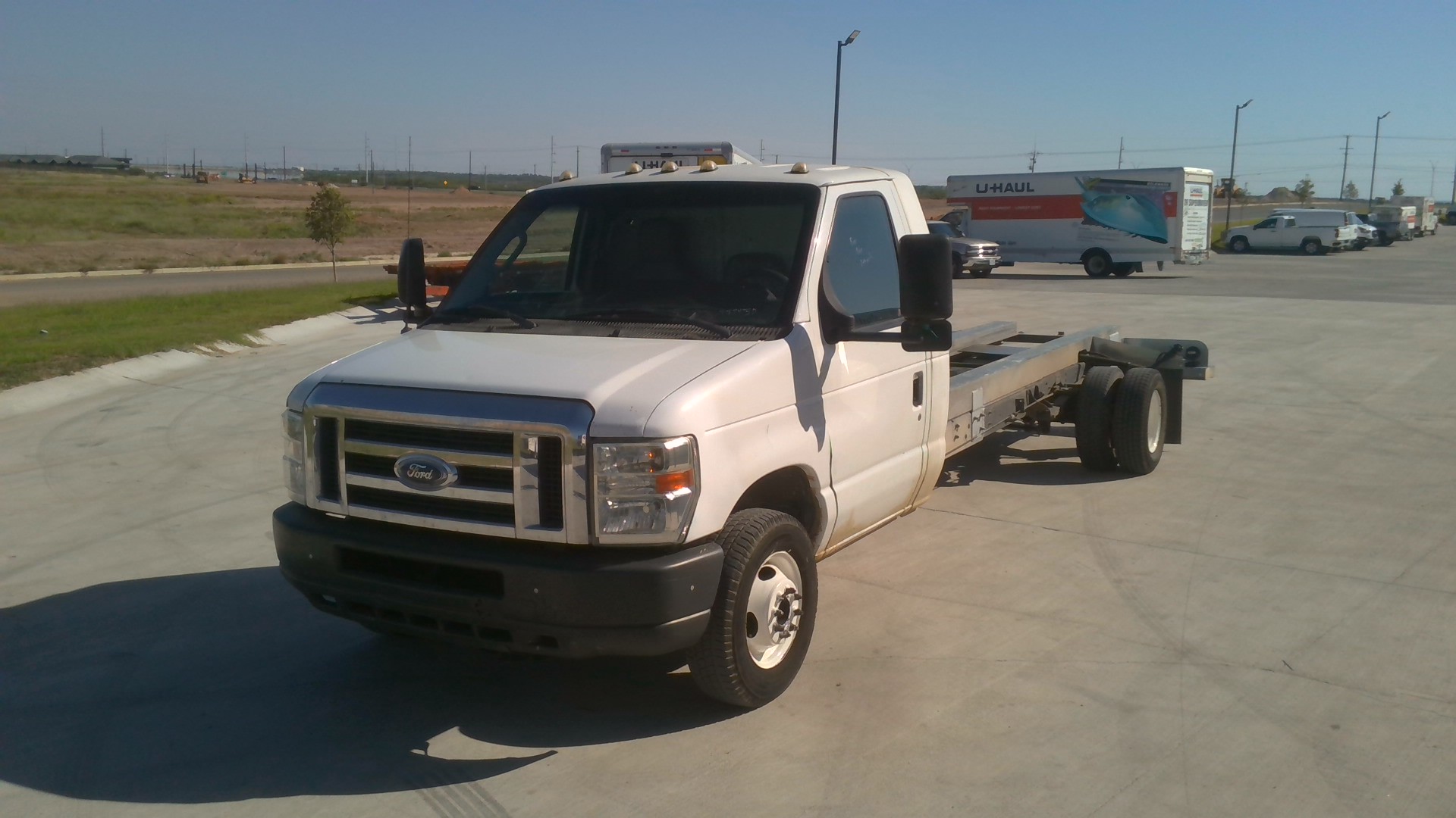 Used 2011 20 ' Cab and Chassis for sale