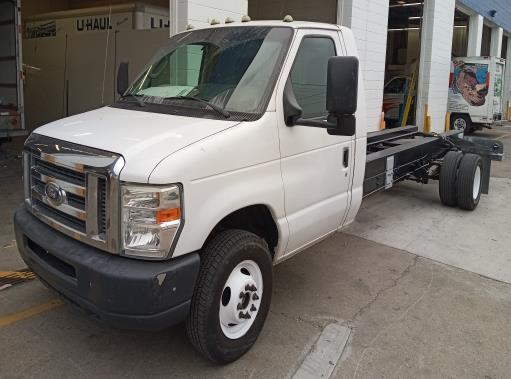 Used 2011 20 ' Cab and Chassis for sale
