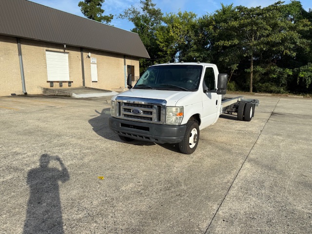 Used 2013 20 ' Cab and Chassis for sale