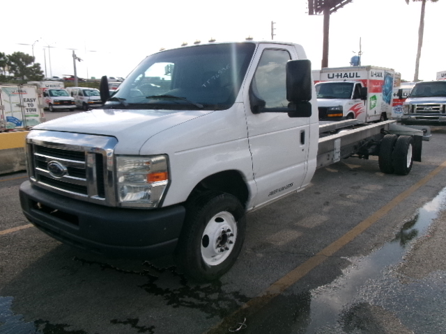 Used 2013 20 ' Cab and Chassis for sale