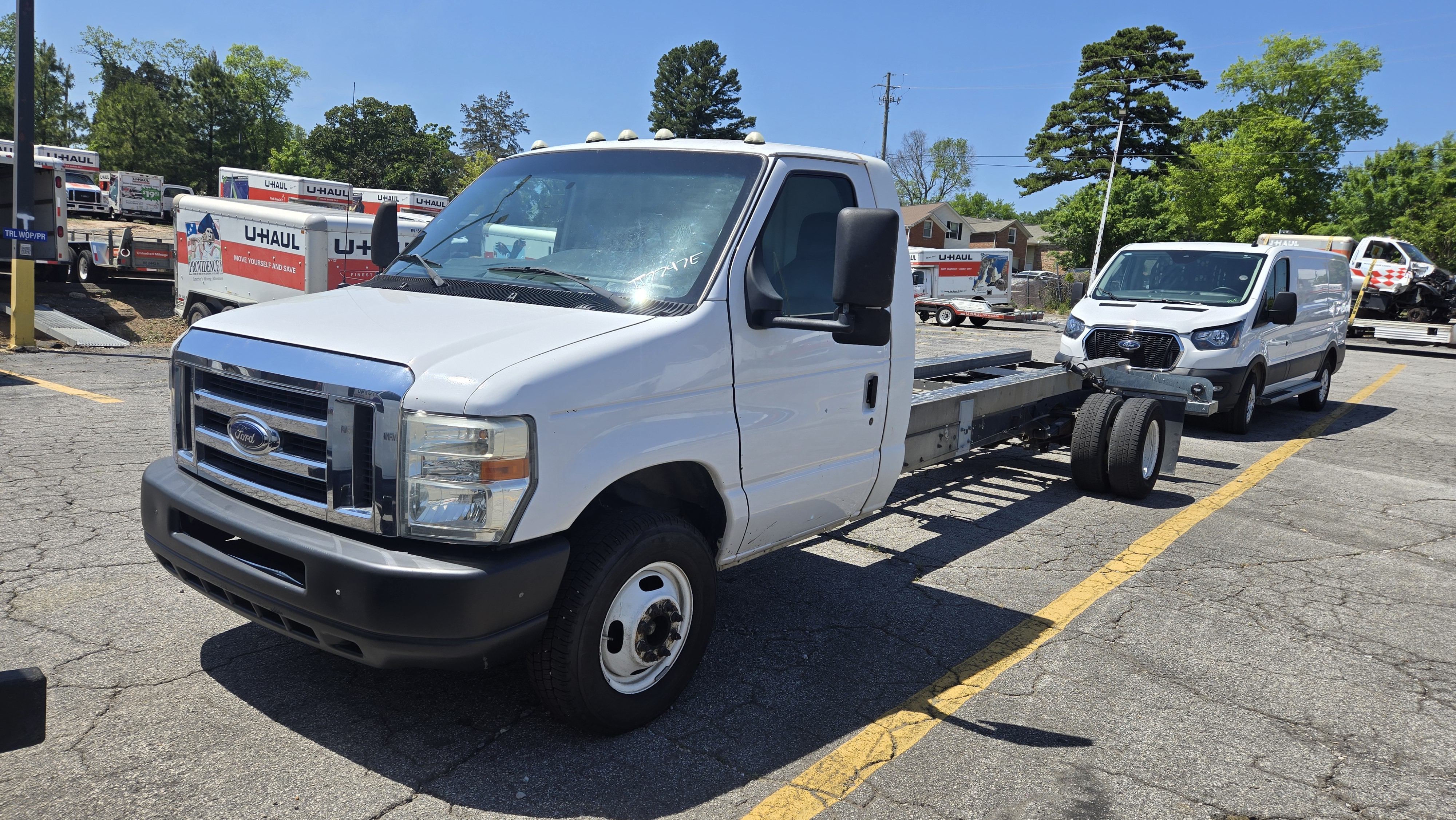 Used 2013 20 ' Cab and Chassis for sale