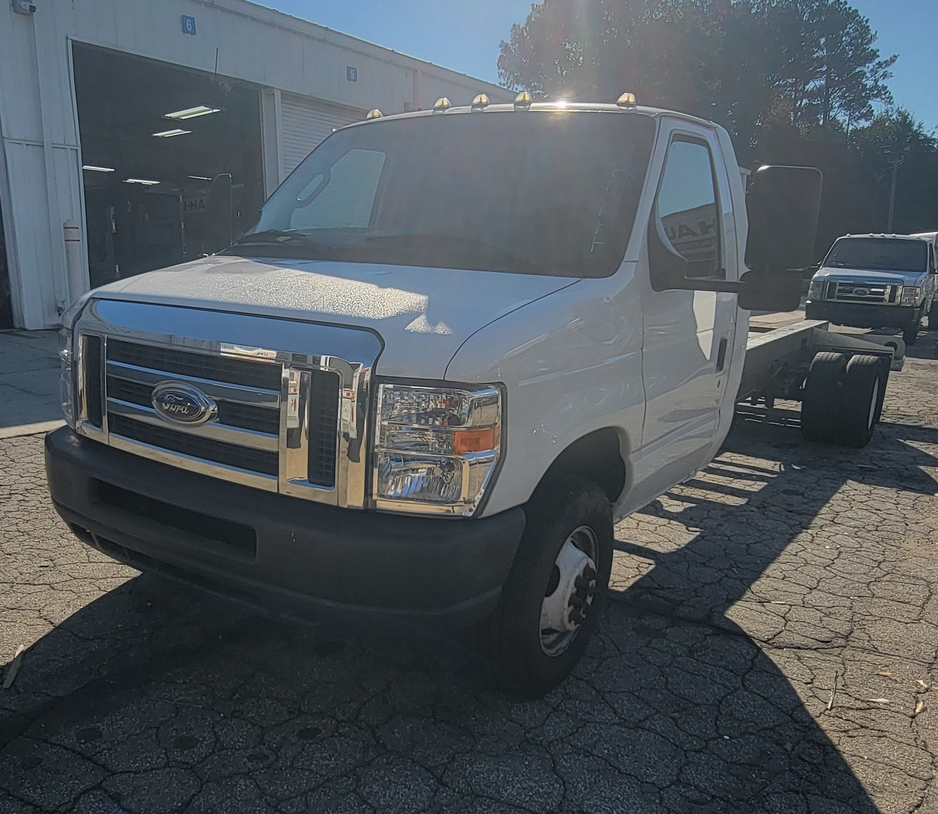 Used 2013 20 ' Cab and Chassis for sale