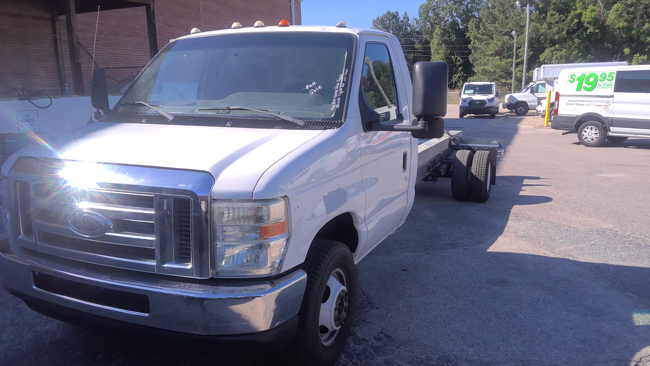 Used 2013 20 ' Cab and Chassis for sale