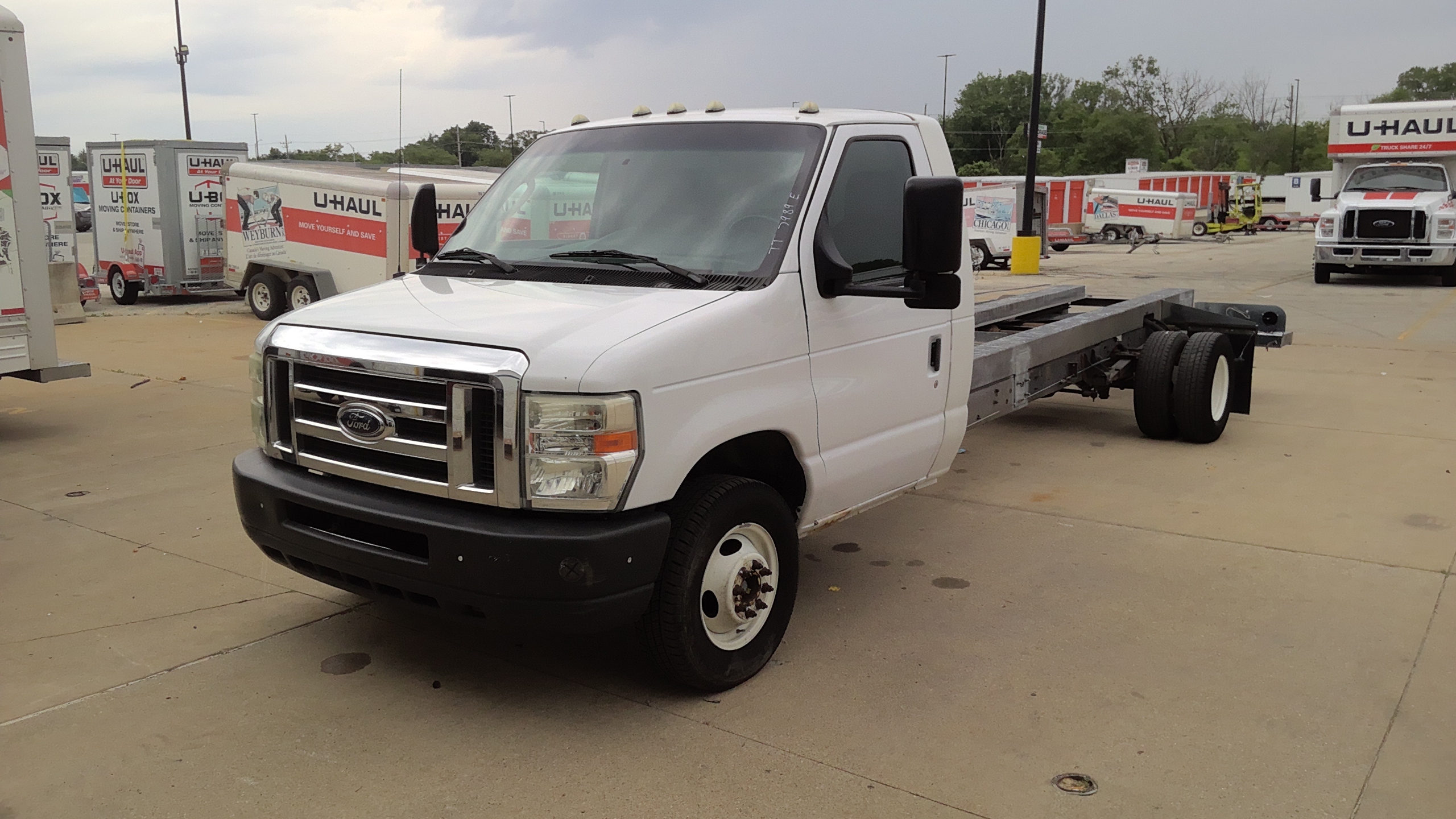 Used 2013 20 ' Cab and Chassis for sale