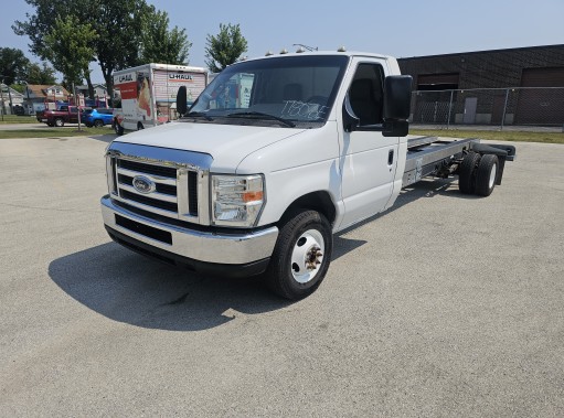 Used 2013 20 ' Cab and Chassis for sale
