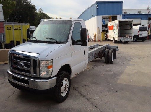 Cabina y chasis 2013 de 20 ft usados para la venta