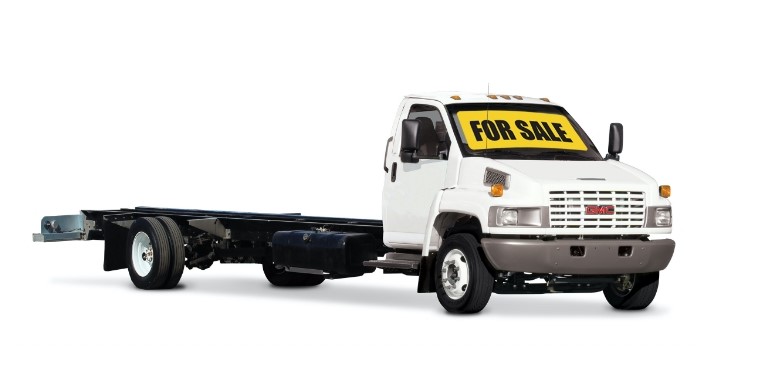 Used best sale cube trucks